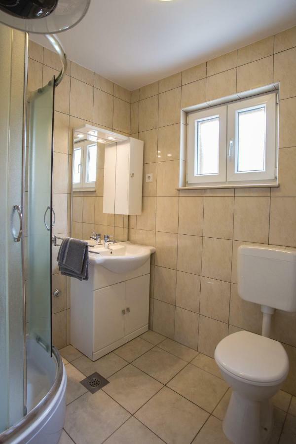 Apartment Smuljic Vrboska Exterior foto